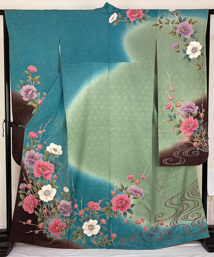振袖 華やか染め 裄65 金駒刺繍 綸子生地 紋なし 正絹 AK-3593